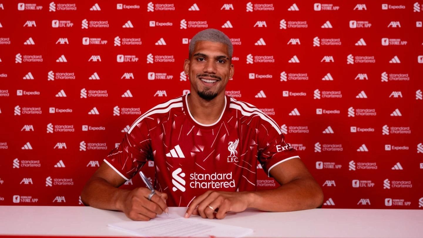 Ronald Araújo a Liverpoolban.