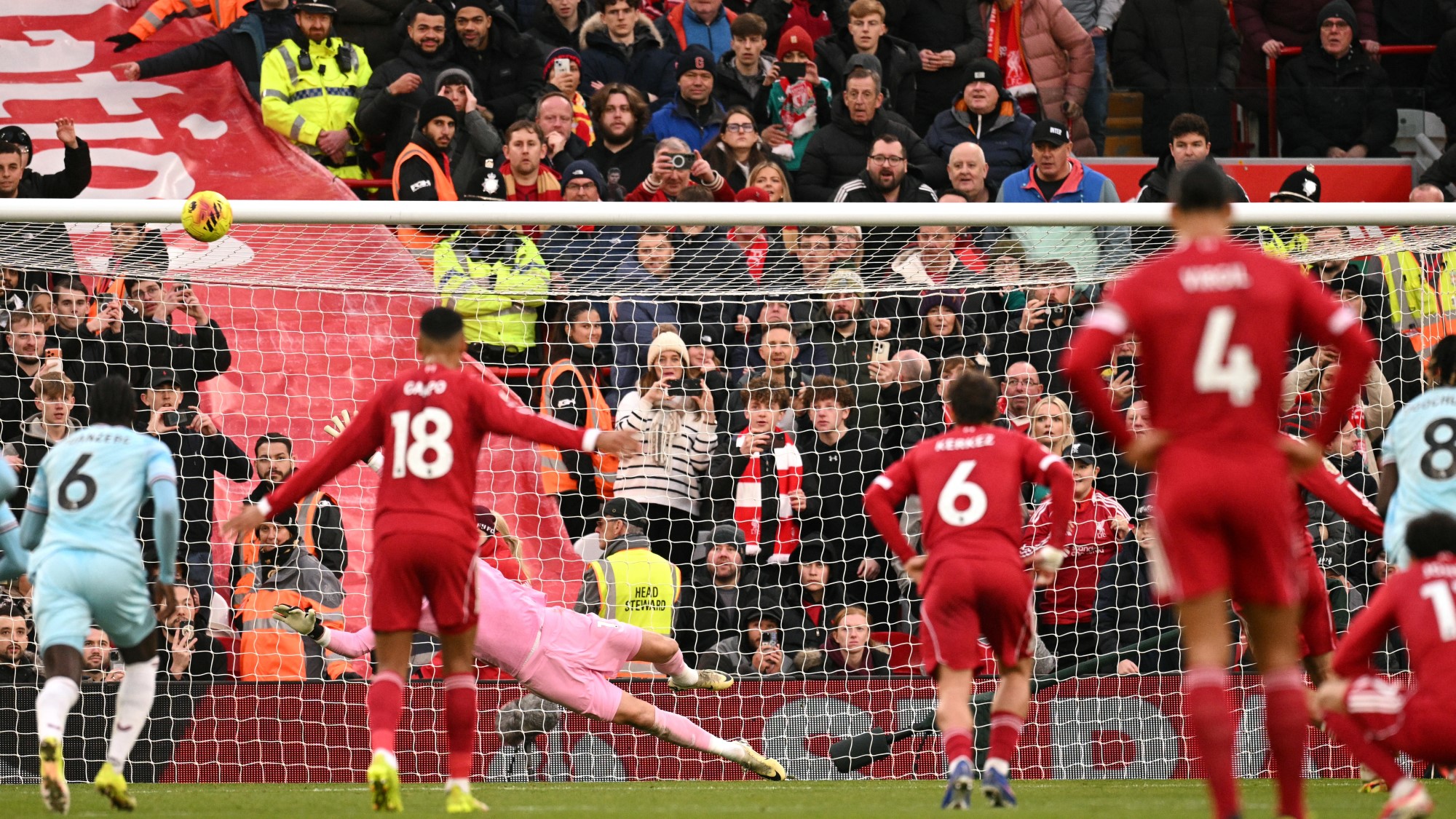 Szoboszlai Dominik kihagyott tizenegyes liverpool burnley